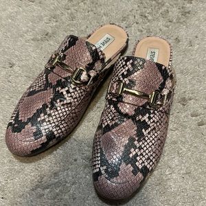 Steve Madden Animal Print Slides size 8.5